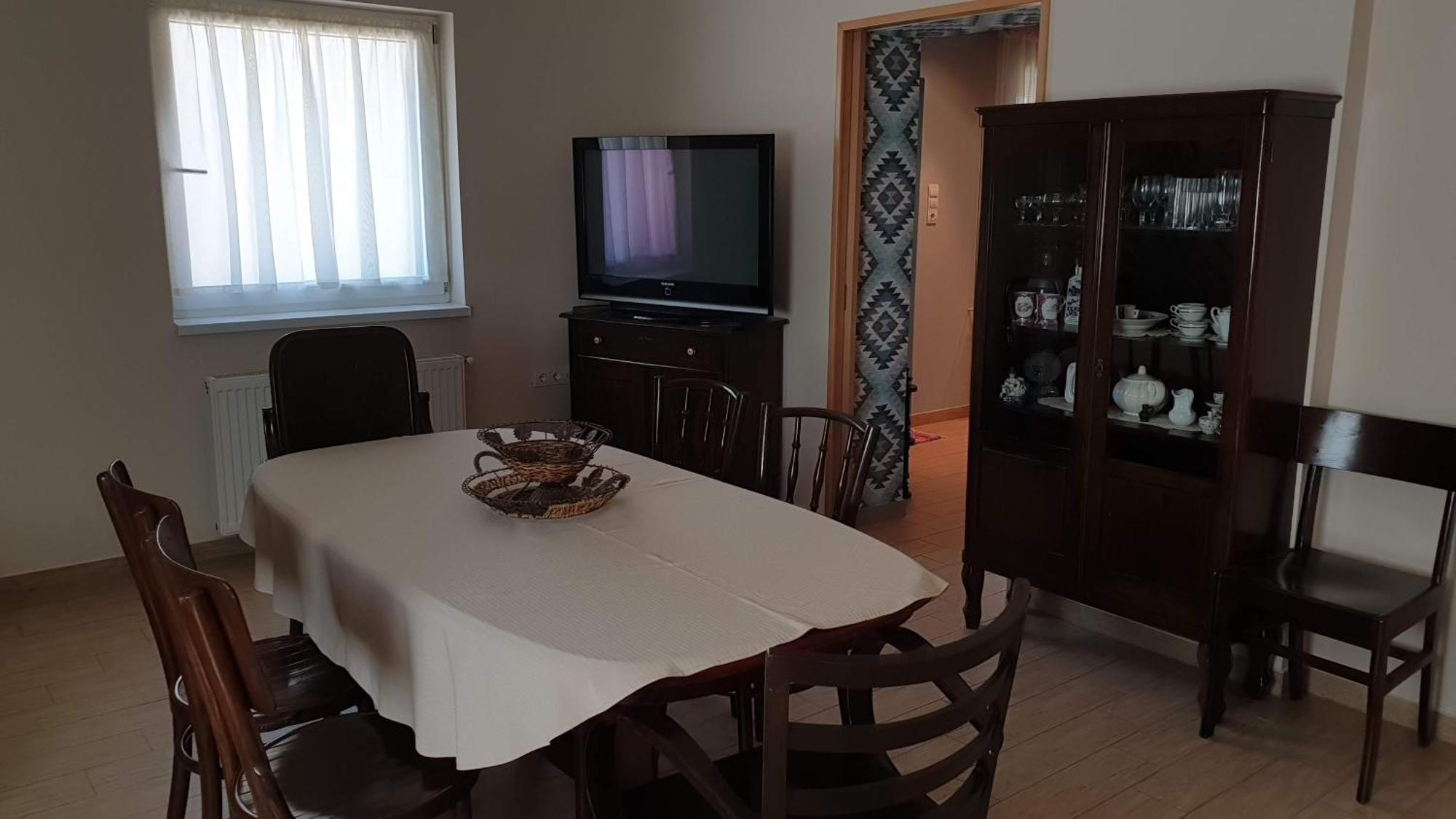 Keller Apartmanok Hajduszoboszlo Phòng bức ảnh