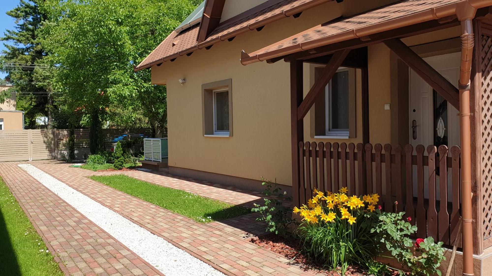 Keller Apartmanok Hajduszoboszlo Phòng bức ảnh